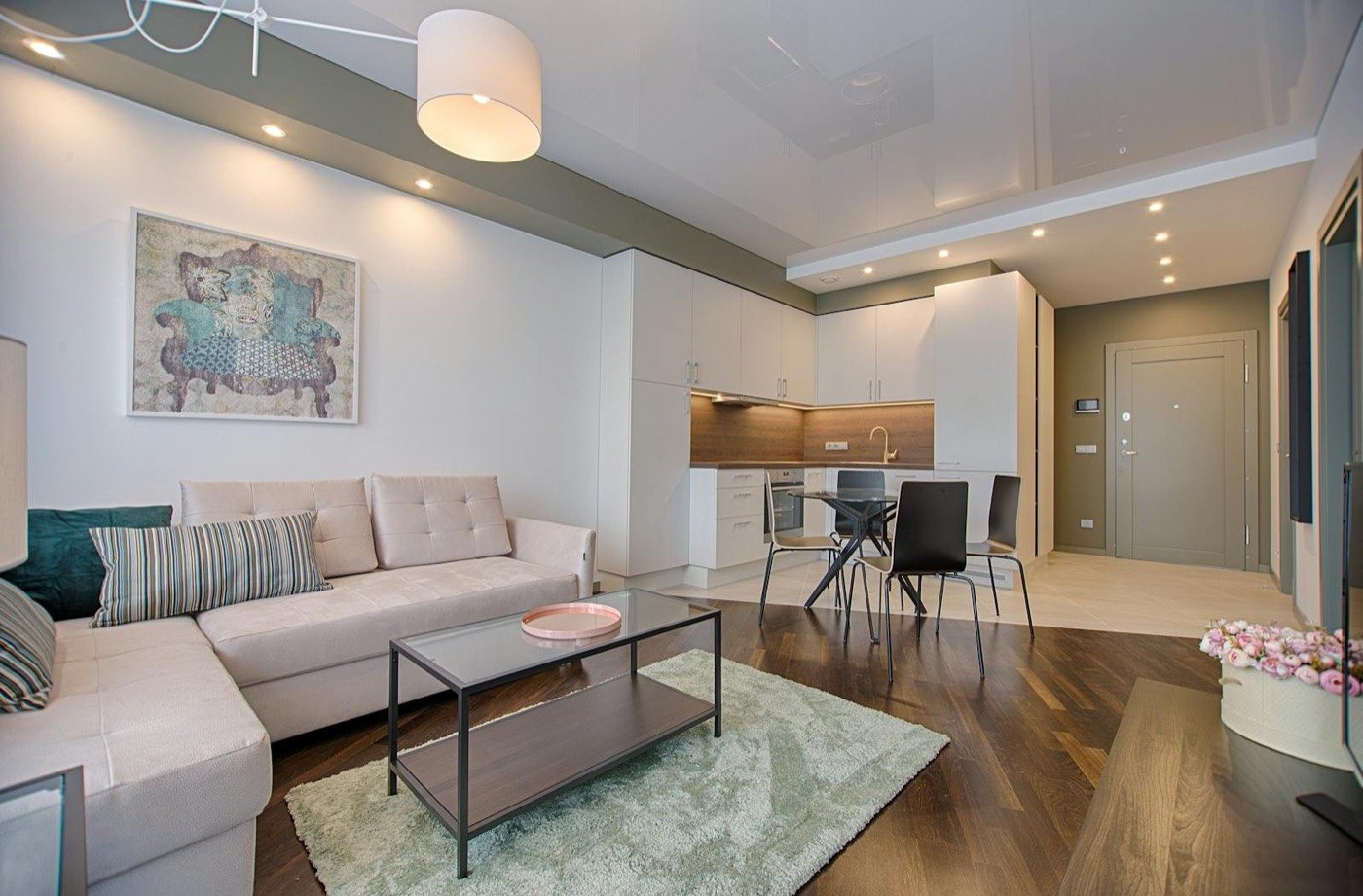 Before interior design transformation